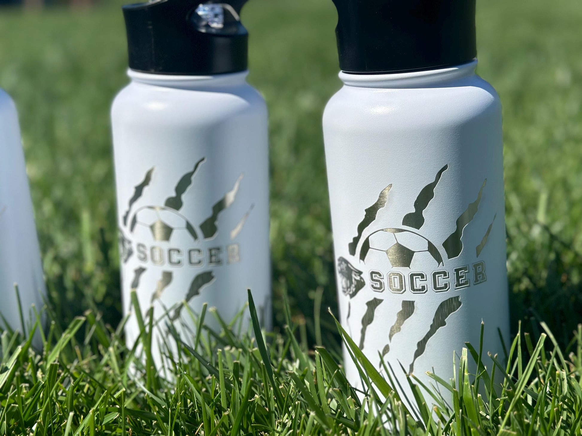 Custom Sports Team Water Bottle 32 oz | Laser Engraved Gift for Her | Coach Gift | Soccer | Lacrosse | Volleyball | Football | Team Gift